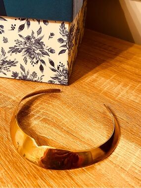 Brass Vintage Torque / Choker Collar Necklace EUC Made in India